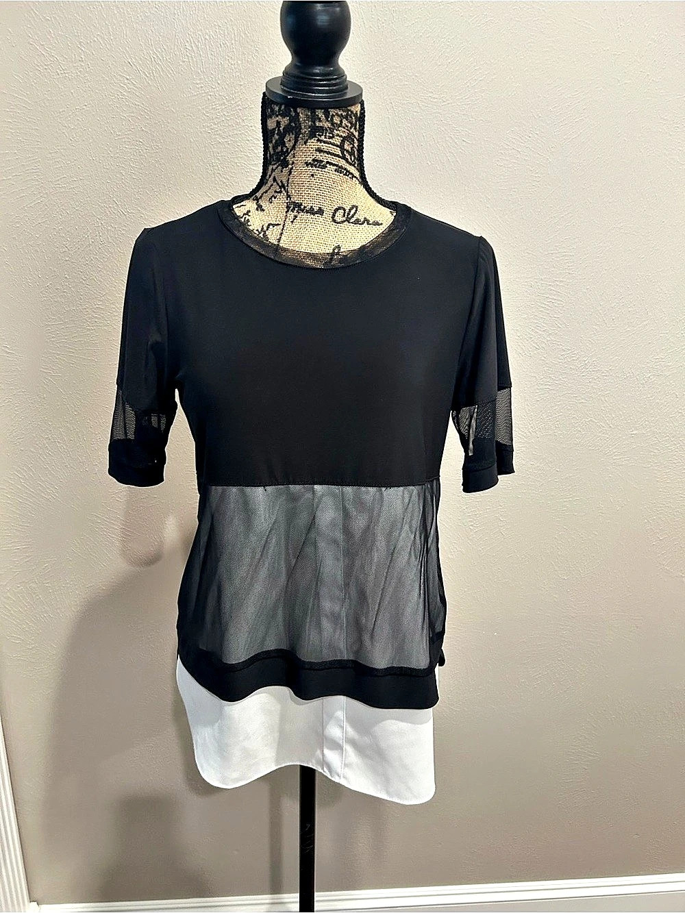 Joseph Ribkoff Mesh Insert Top Short Sleeve Black & White Size 5